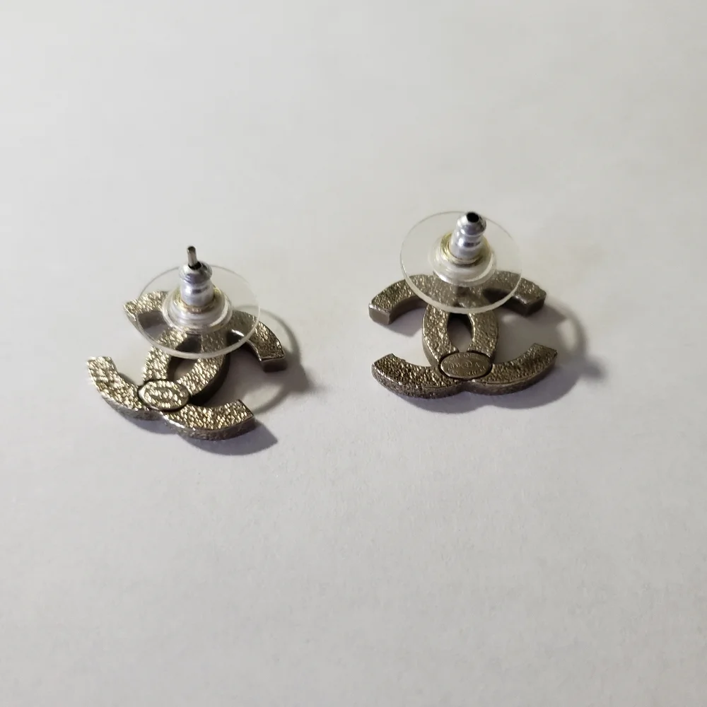 Chanel  earrings - Picture 6 of 9